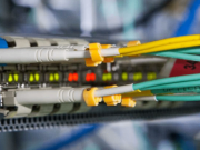 Yintoni umahluko phakathi kwe-mulmode fiber kunye nemodwe enye yefayibha