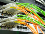 Isikhokelo sokuthenga iPair Cable, iCoaxial Cable, kunye ne-optical Fiber.